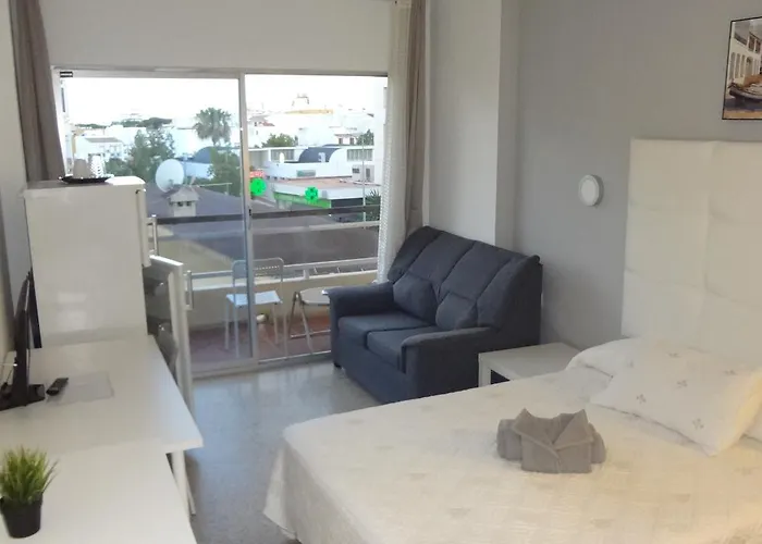 Carlos I Ξενοδοχείο 2*